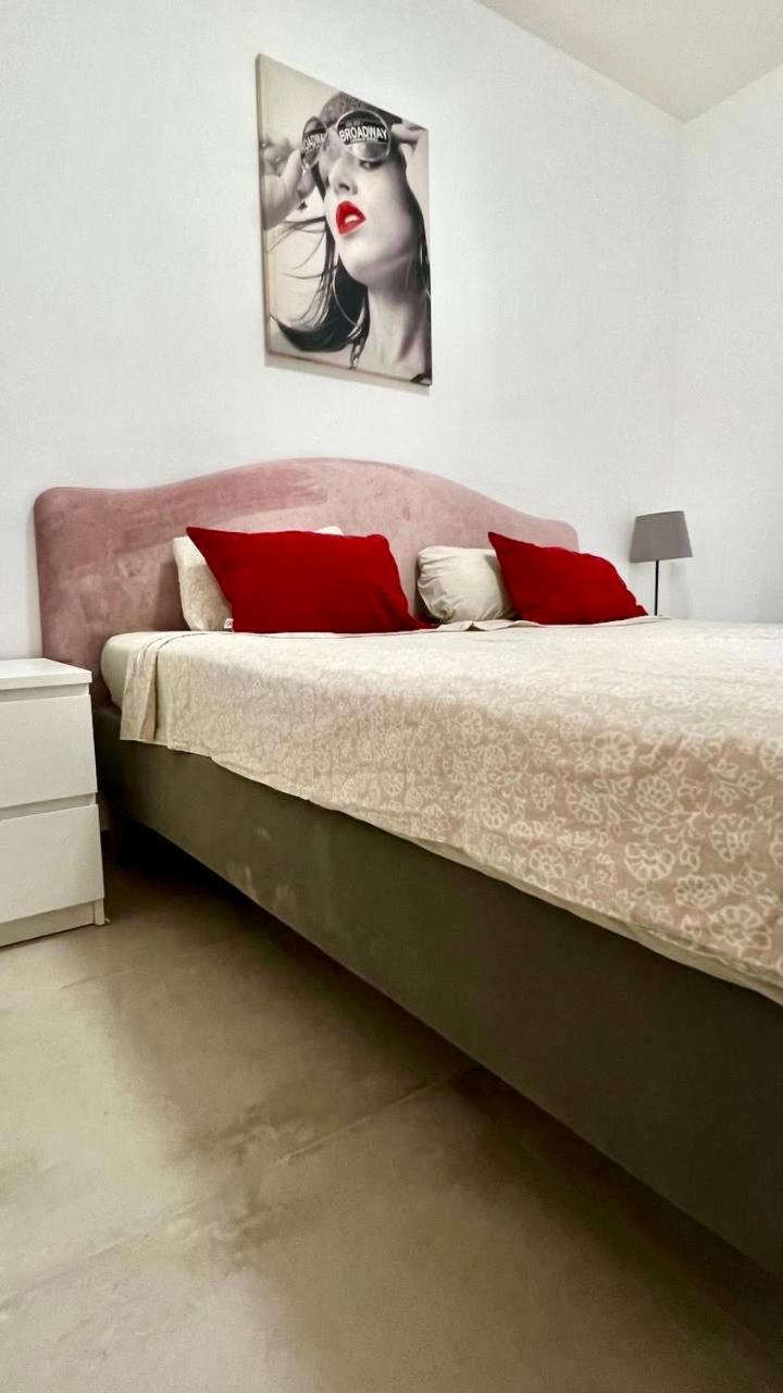 Ocean View Apartment In Orlando 아데제 외부 사진